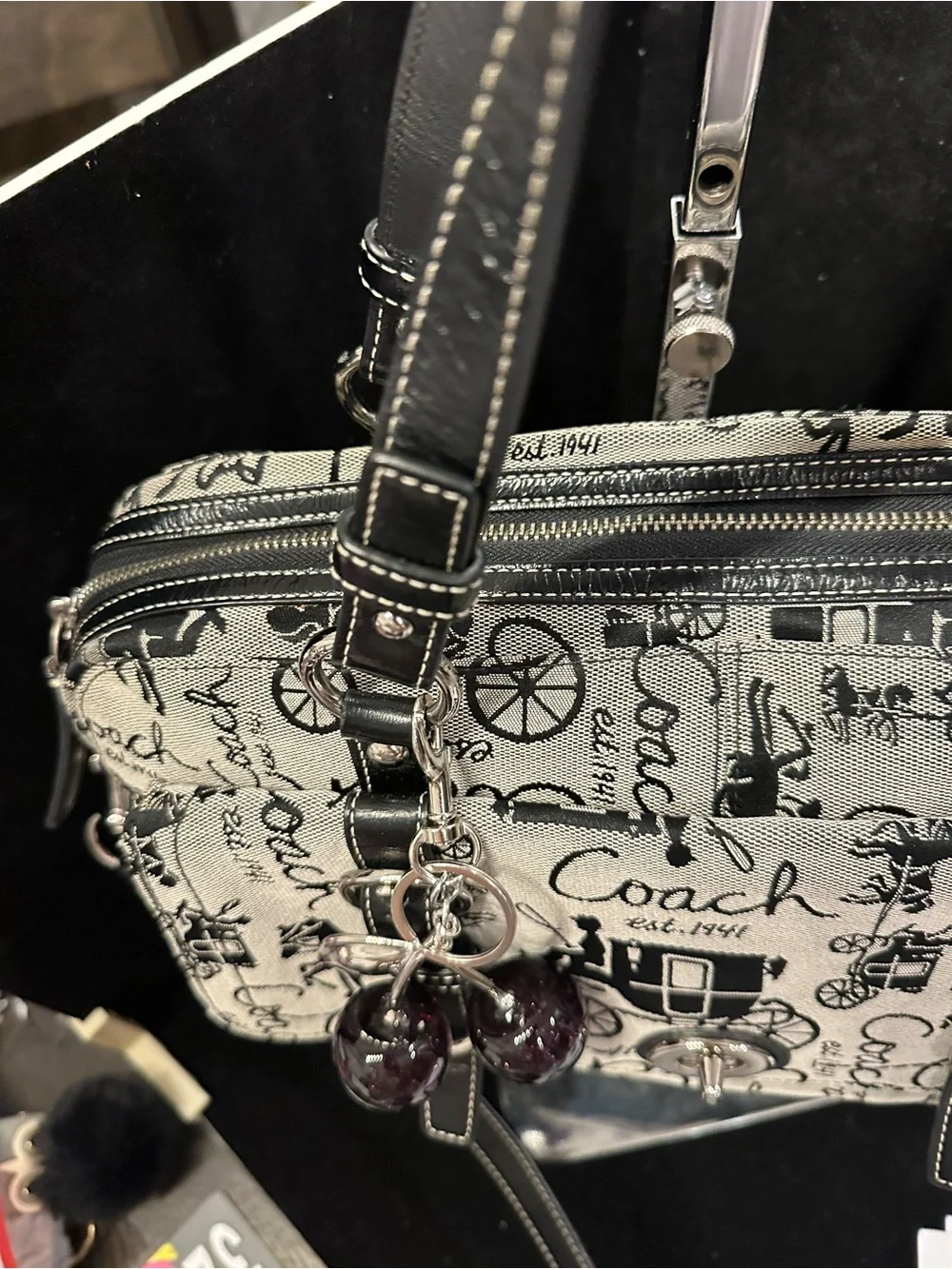 Coach  Chelsea Horse and Carriage Black and Cream Signature Canvas
